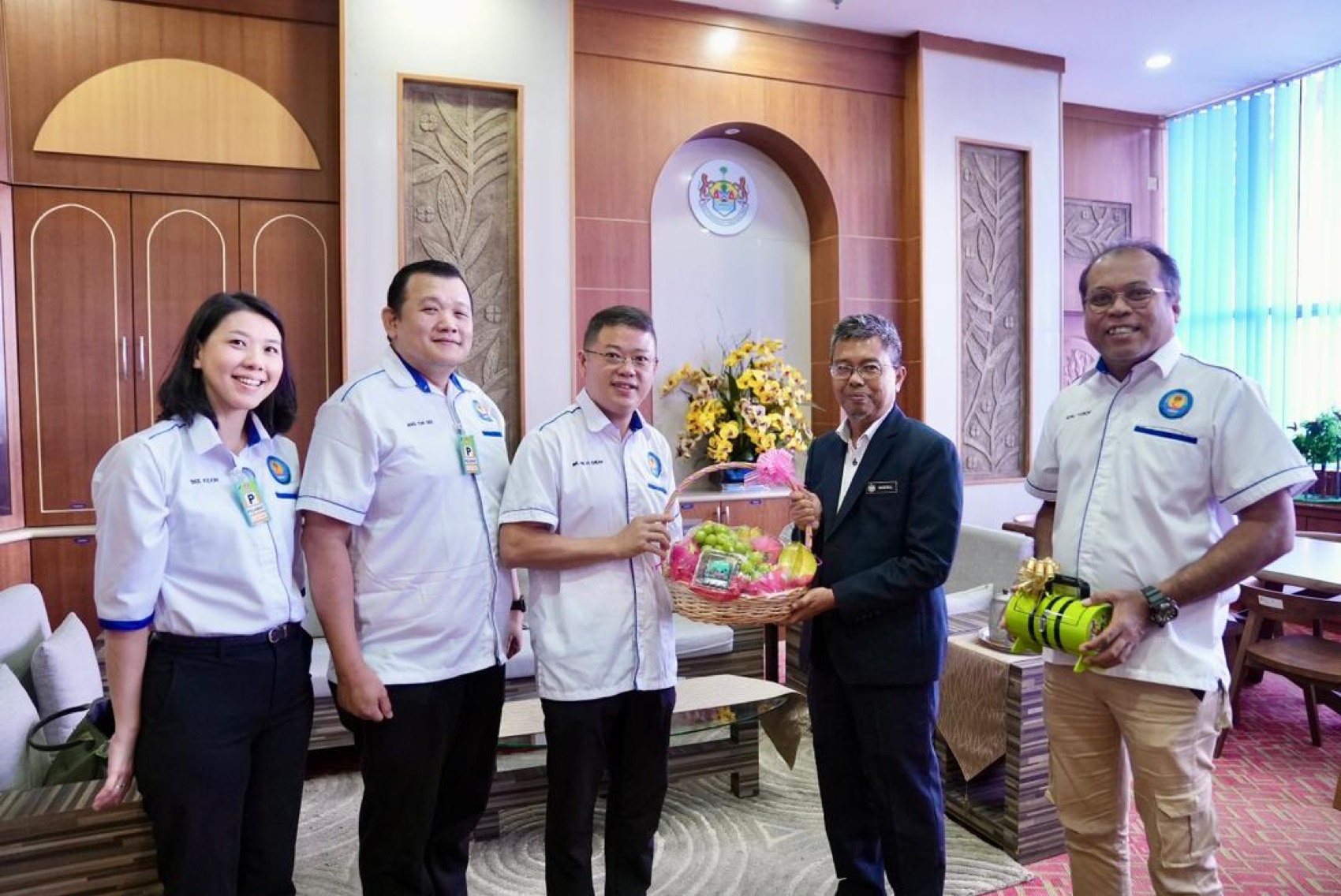 Courtesy visit with state officials